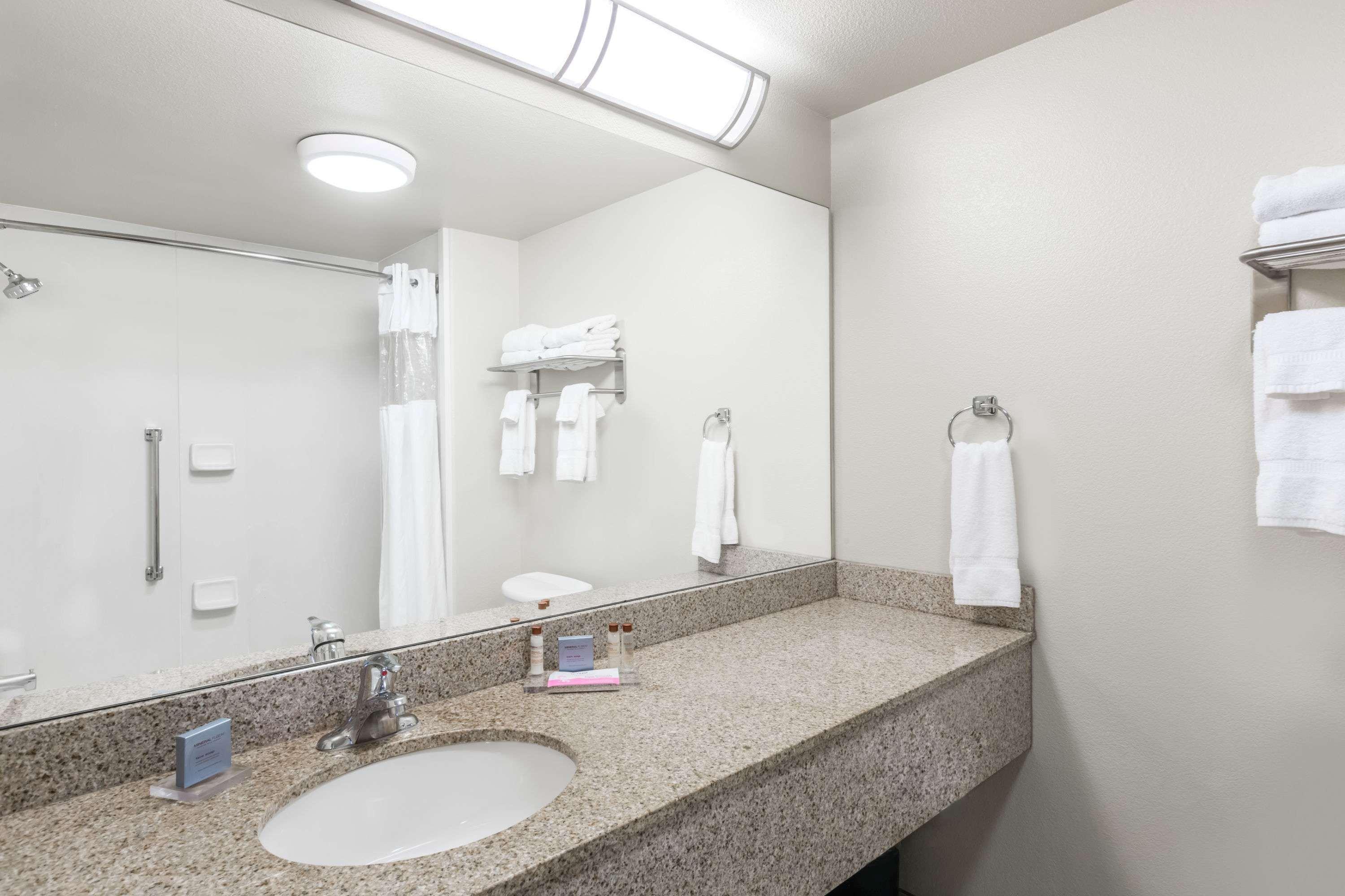 Hawthorn Suites By Wyndham-Oakland/Alameda Dış mekan fotoğraf